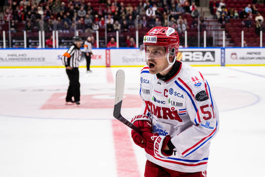 Timrås Anton Lander jublar
