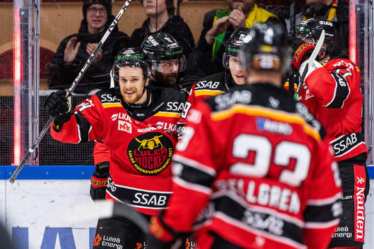 Luleås Brendan Shinnimin jublar