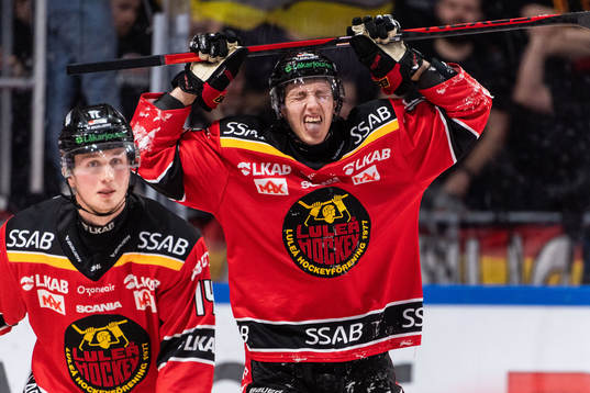 Luleås Carl Mattsson har ont