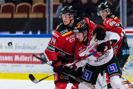 Luleås Jonas Berglund och Örebros Robert Leino