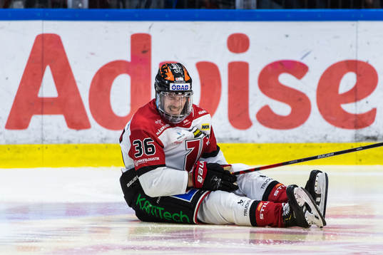Örebros Emil Larsson skadad