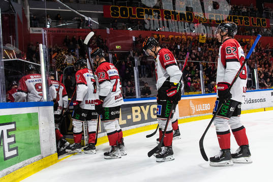 Örebros Filip Berglund deppar med lagkamrater och lämnar