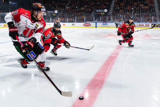 Örebros Rodrigo Abols, Luleås Jack Connolly och Brendan