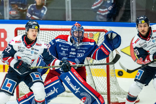 Linköpings Vilmos Gallo och Ty Rattie mot Oskarshamns