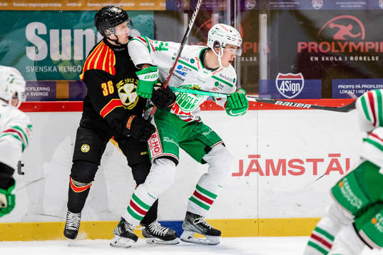 Brynäs Linus Ölund och Rögles William Wallinder