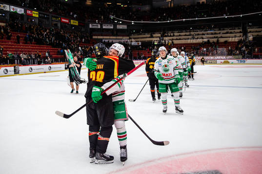 Brynäs Johannes Kinnvall och Rögles Linus Sandin