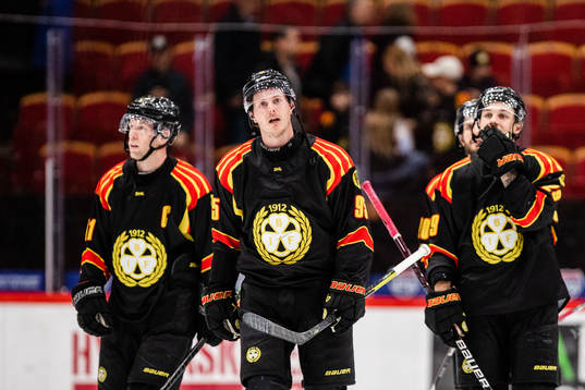 Brynäs Nick Olesen deppar