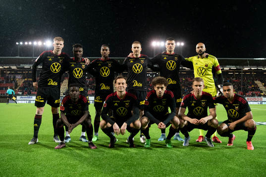 Östersunds Malcolm Stolt, Sam Mensiro, Chovanie