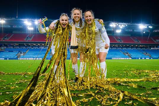 Hanne Larsen, Sandra Stavenes and Aurora Mikalsen of Brann