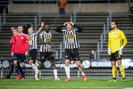 Landskronas Philip Andersson reagerar