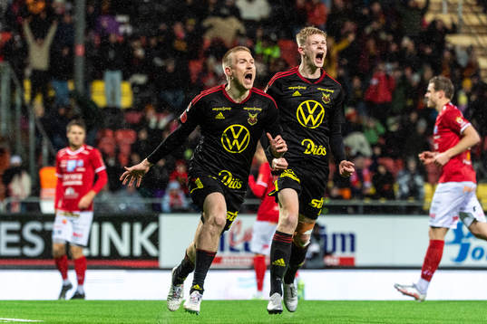 Bläddra bland fler bilder av Fotboll, Superettan, Östersund - Norrby