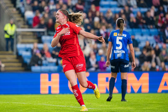 Signe Gaupset of Brann celebrates