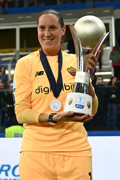 Emma Lind of Roma celebrate