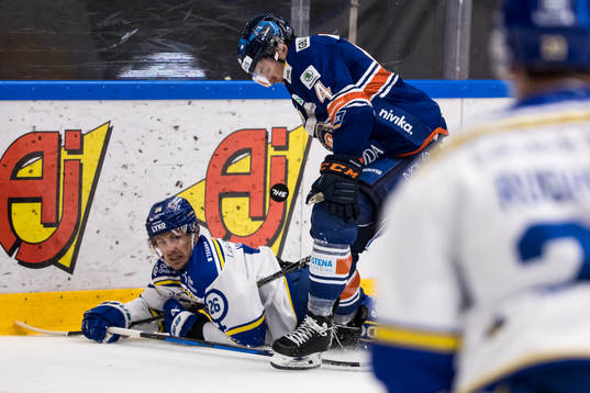 Leksands Patrik Noren och Växjös Keegan Lowe
