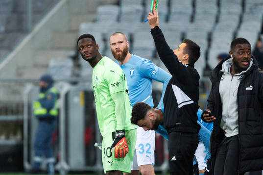 Malmö FFs målvakt Ismael Diawara, Jo Inge Berget och