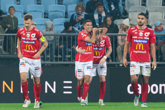 Degerfors Rasmus Örqvist jublar