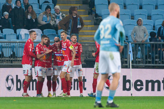 Degerfors Rasmus Örqvist jublar