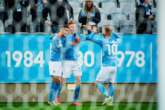 Malmö FFs Hugo Larsson jublar