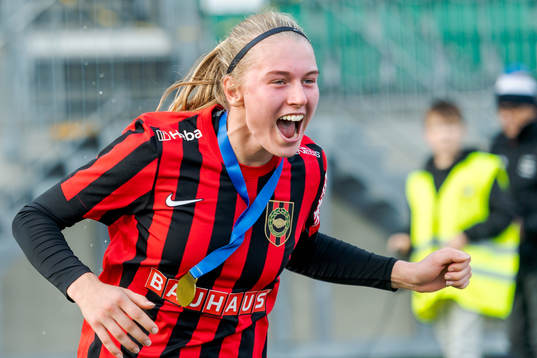 Brommapojkarnas Saga Swedman jublar