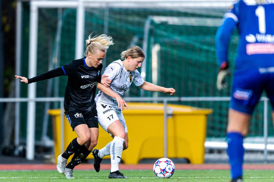 Växjös Thea Öhman och Umeås Stina Andersson