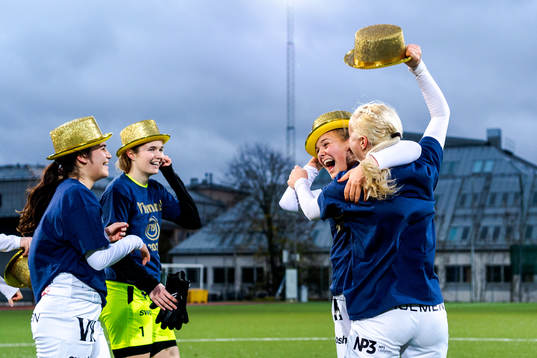Umeås spelare jublar