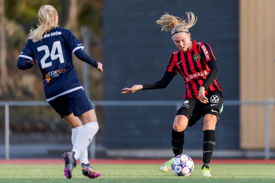 FC Rosengårds Amanda Schultz och Brommapojkarnas Saga