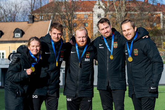 Brommapojkarnas assisterande tränare Lovisa Lundqvist,