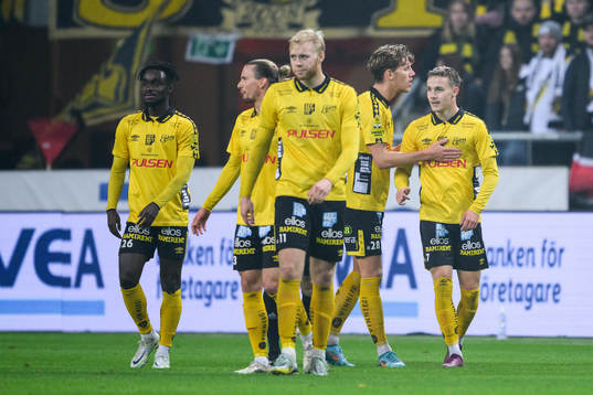 Elfsborgs Jacob Ondrejka (h) jublar