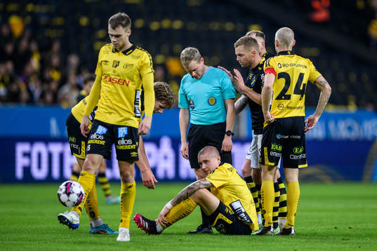 Elfsborgs Sebastian Holmen har ont