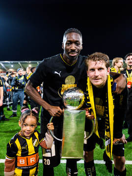 Häckens Blair Sebastian Turgott med sin dotter och Erik