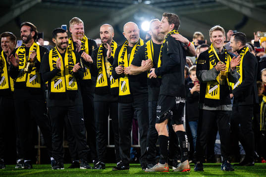 Häckens analytiker Mario Chavez, målvaktstränare