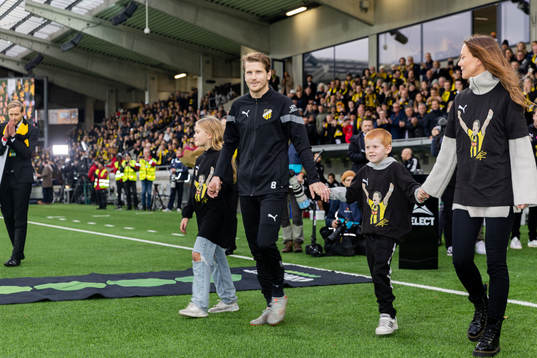 Häckens Erik Friberg uppmärksammas