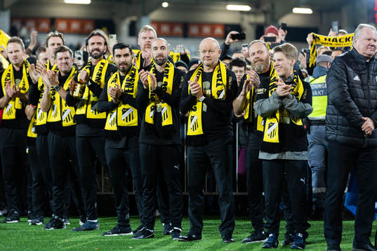 Häckens tränare Marti Cifuentes och tränare Per-Mathias