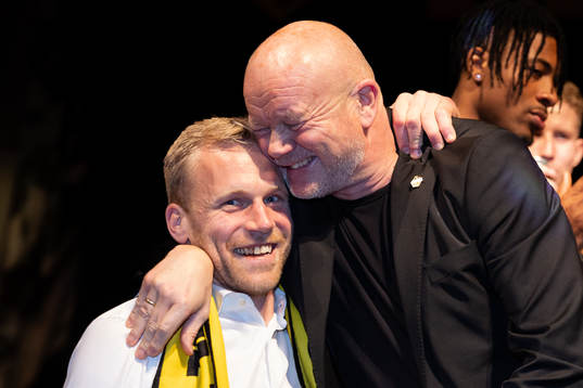 Häckens målvakt Peter Abrahamsson och tränare