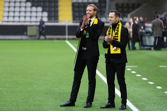 Häckens klubbchef Marcus Jodin och sportchef Martin