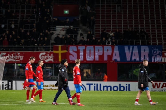 Helsingborgs Rasmus Jönsson och Arian Kabashi deppar