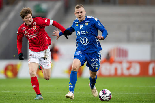 Kalmars Oliver Berg och GIF Sundsvalls Erik Andersson
