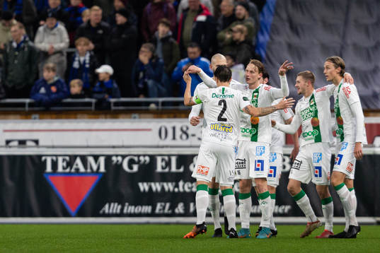 Varbergs Alexander Johansson jublar