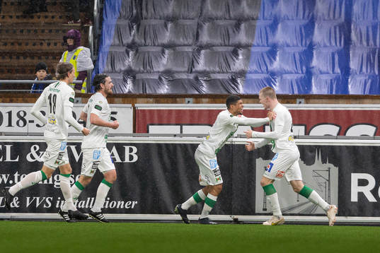 Varbergs Anton Liljenbäck jublar