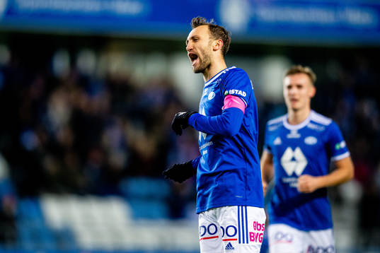 Magnus Wolff Eikrem of Molde celebrates