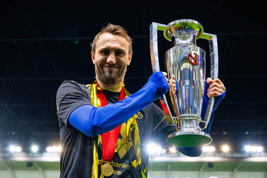 Magnus Wolff Eikrem of Molde celebrates with the trophy