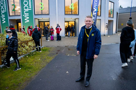 s Anders Larsson