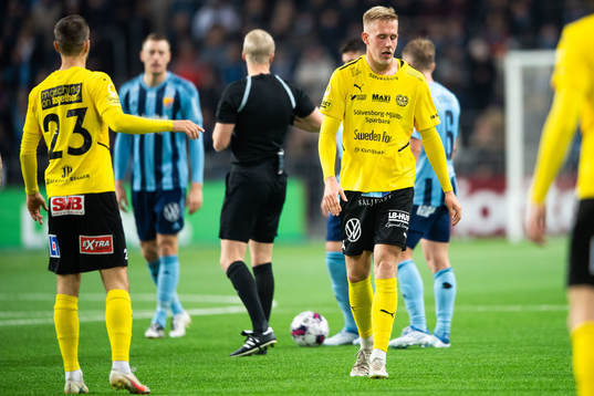 Mjällbys Herman Johansson reagerar på domslut