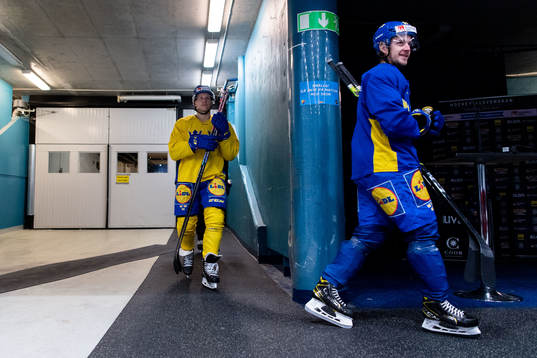 Max Friberg and Jonathan Pudas of Sweden at a training