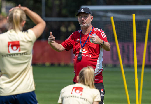 Head coach Peter Gerhardsson of the Swedish women's