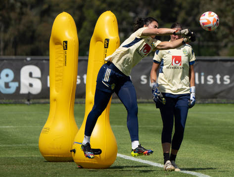 Goalkeeper Zecira Musovic and goalkeeper Emma Lind of the