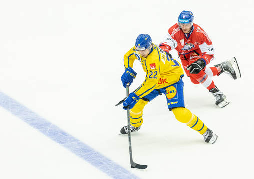 Jonathan Johnson of Sweden and Ondrej Beranke of Czech