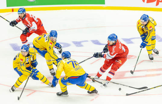 Filip Chlapik of Czech Republic and Jonathan Pudas, Oscar