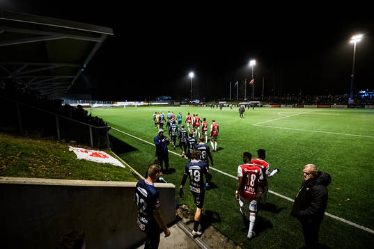 Örgrytes och Sandvikens spelare