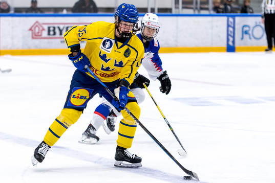 Sveriges Astrid Lindeberg och Slovakiens Zuzana Dobiasova